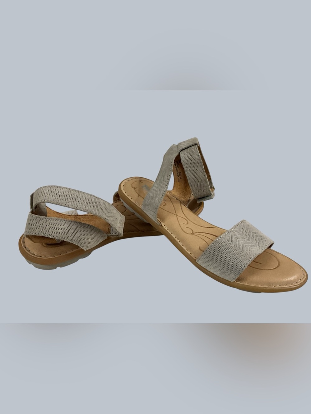 Born Tegal Ankle Wrap Flat Gray Sandals Two-Strap Sandals Women’s Size 7M